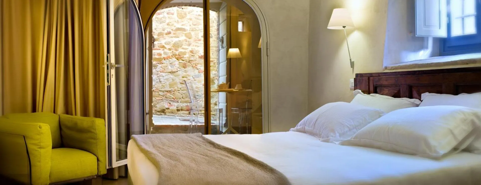 ***  Fondaco Del Moro Bed & Breakfast Civitella in Val di Chiana Italy