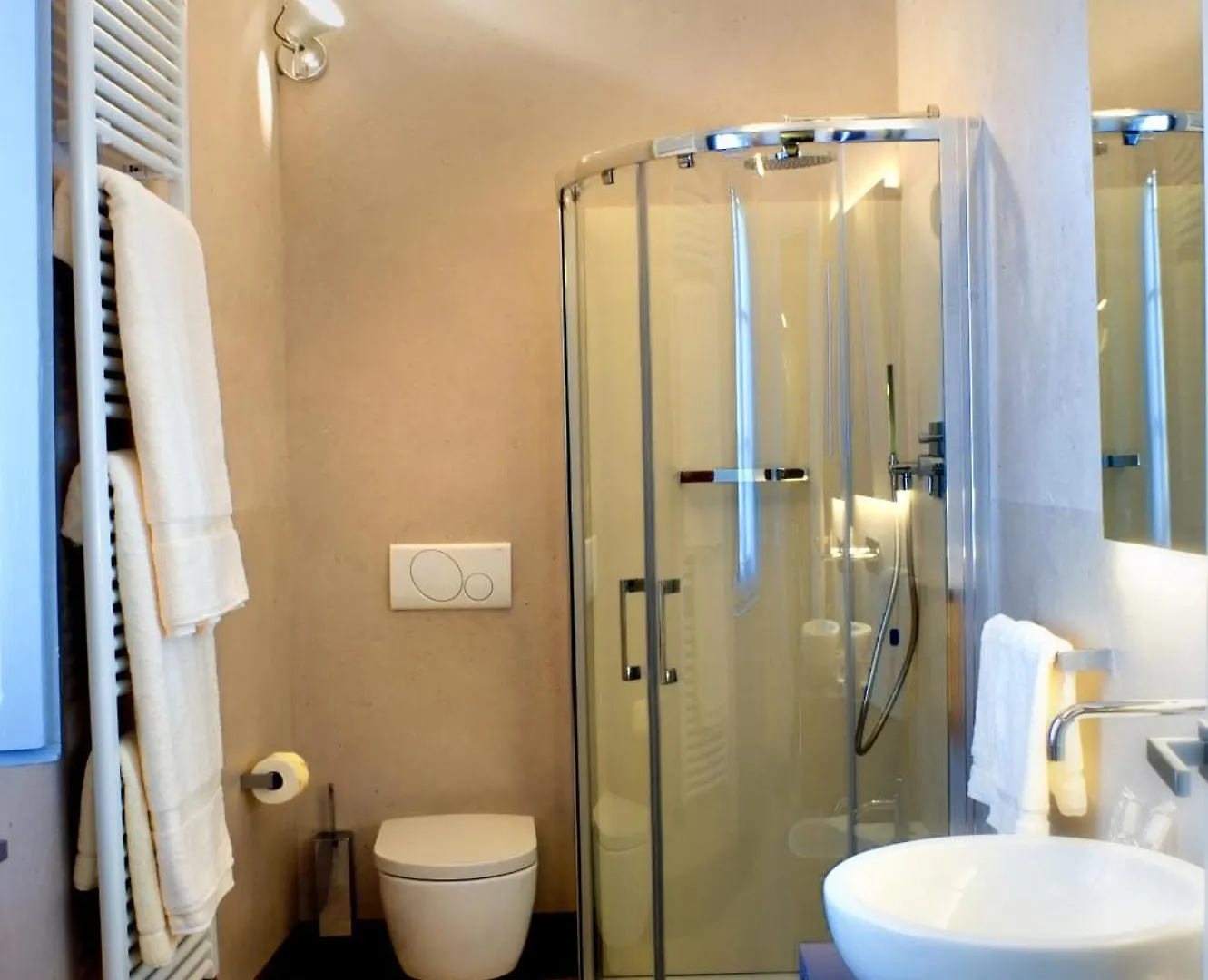 Fondaco Del Moro Bed & Breakfast Civitella in Val di Chiana