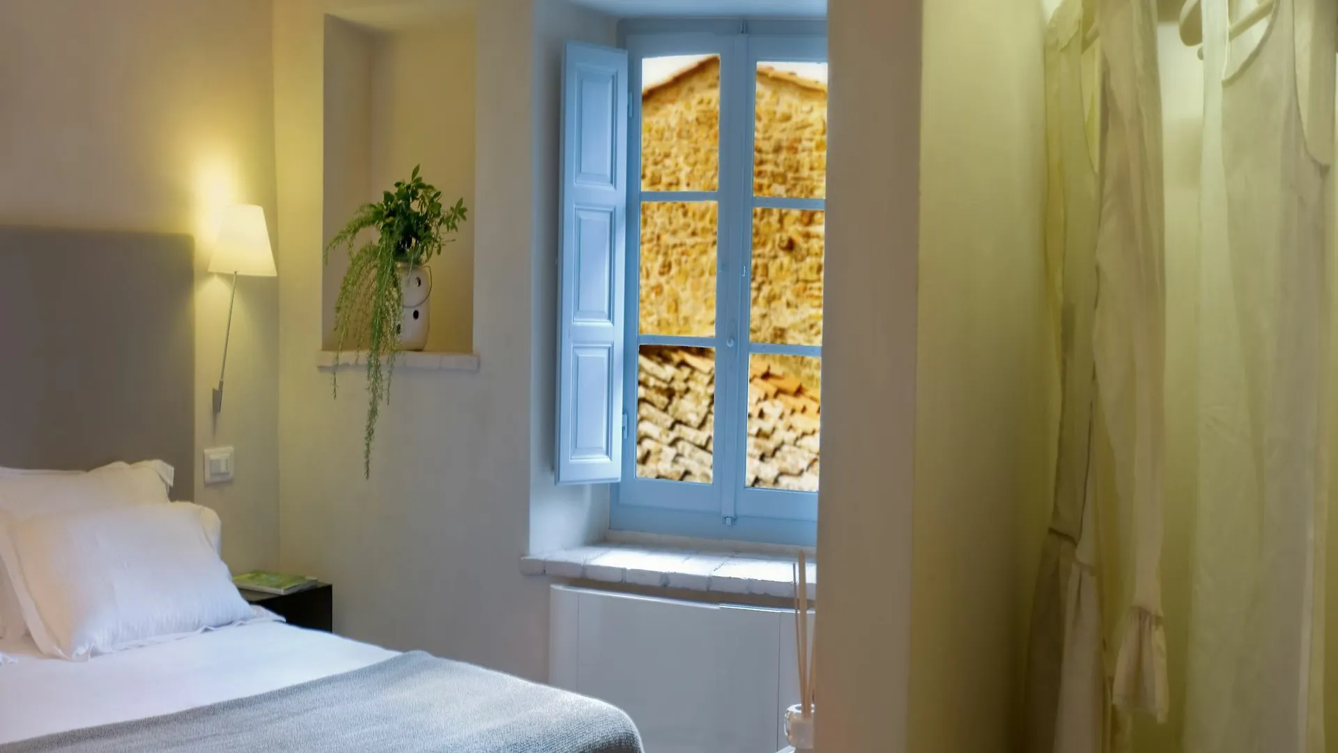 ***  Fondaco Del Moro Bed & Breakfast Civitella in Val di Chiana Italy